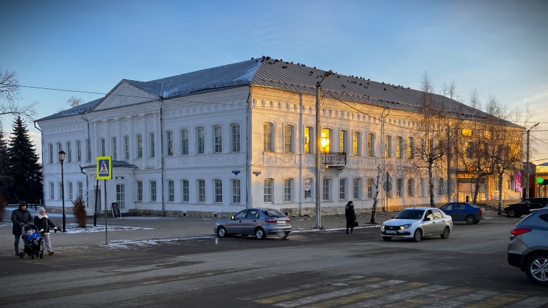 Здание бывшей мужской гимназии в Лебедяни (2025)