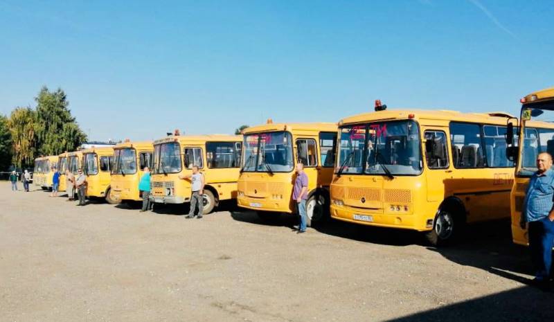 Школьные автобусы проверили перед новым учебным годом