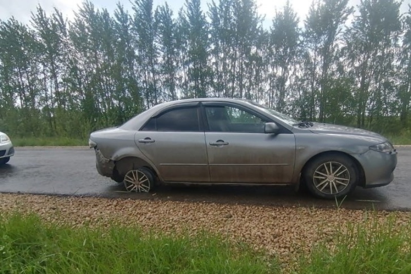 В Агрономе угнали автомобиль. Но угонщика подвело колесо.