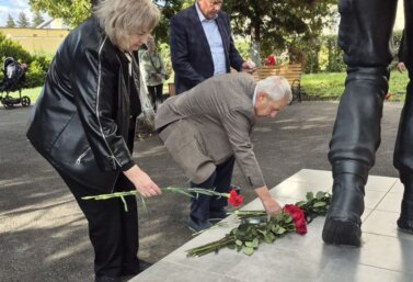В Лебедяни открыли обновленный Сквер Победы на Школьной улице
