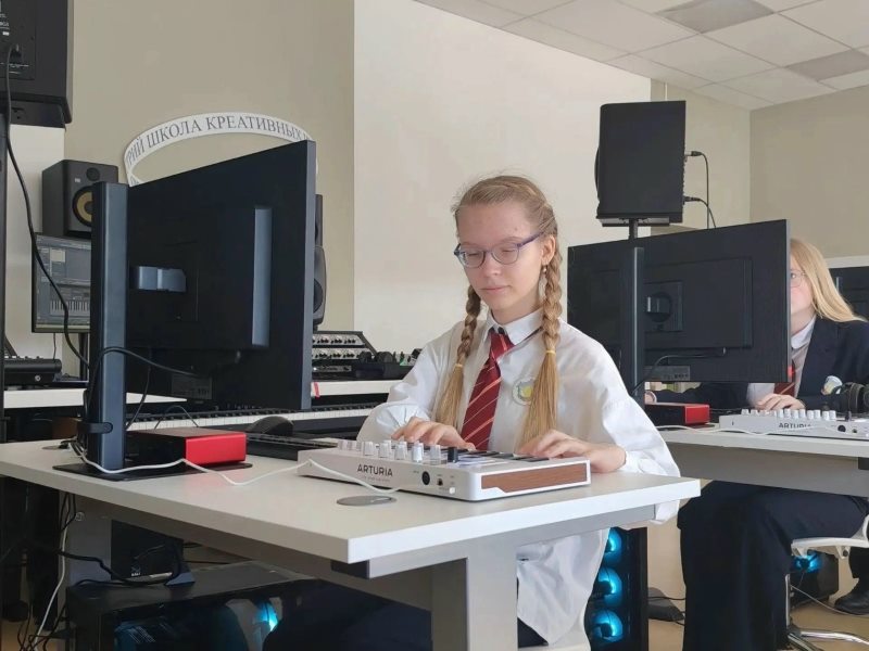 Школа креативных индустрий открылась в Лебедяни
